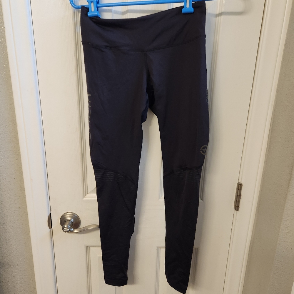 Virus leggings size xs